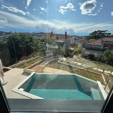 Matrix, Center, Pool