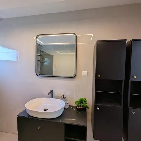 Matrix, Center, Pool